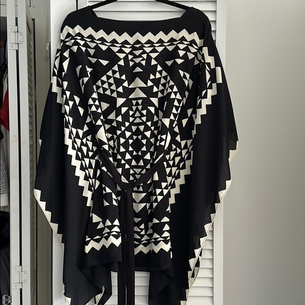 BCBG blouse